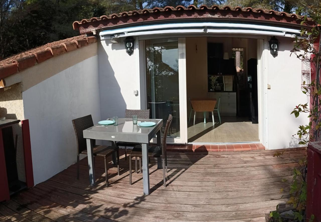 Petite Maison Au Calme - Piscine En Copropriete, Terrasse, Mer, Clim Валлорис Экстерьер фото